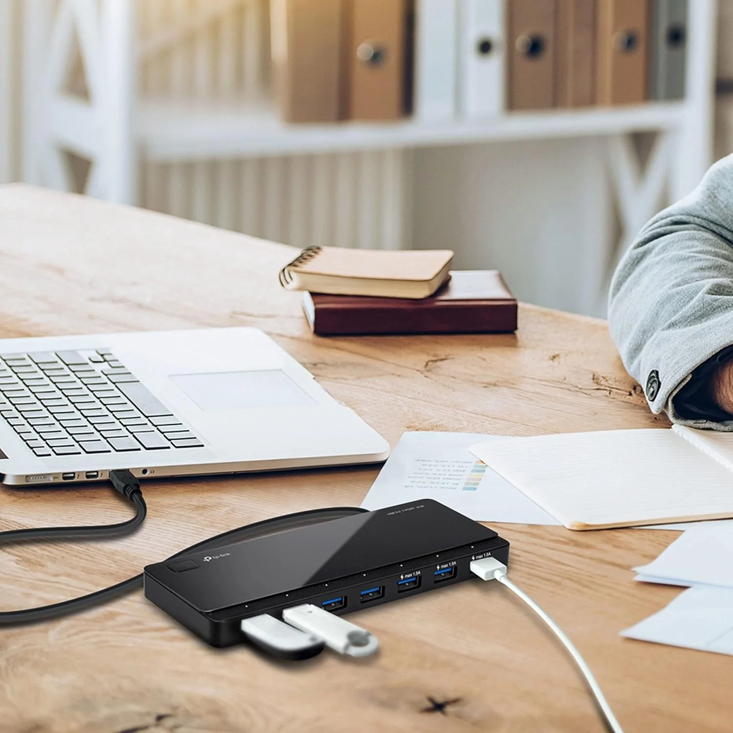 TP-Link Powered USB Hub with 7 Data Smart Charging USB 3.0 Ports, Compatible with Windows, Mac OS X and Linux Systems, 5V/1.5A Power Output (UH700) - Image 5